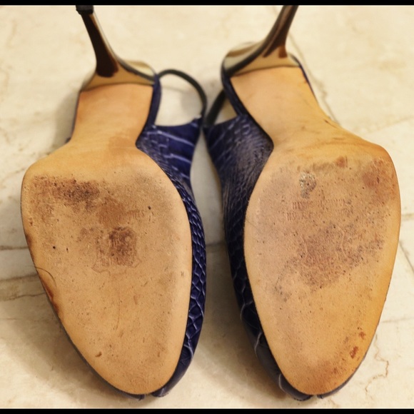 Stuart Weitzman Croc-print Peep-toe Slingbacks - Picture 4 of 5